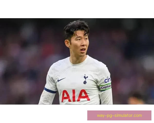 孙兴慜赛前温馨举动向热刺小球迷赠送个人品牌围巾